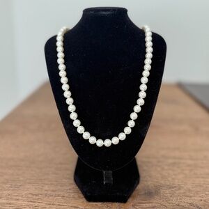 Camrose & Kross Jacqueline Kennedy JBK Pearl Necklace
